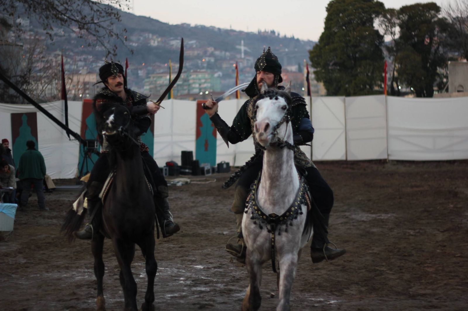 Dizi-film yapımından bir kare — Kuzgun Akademi